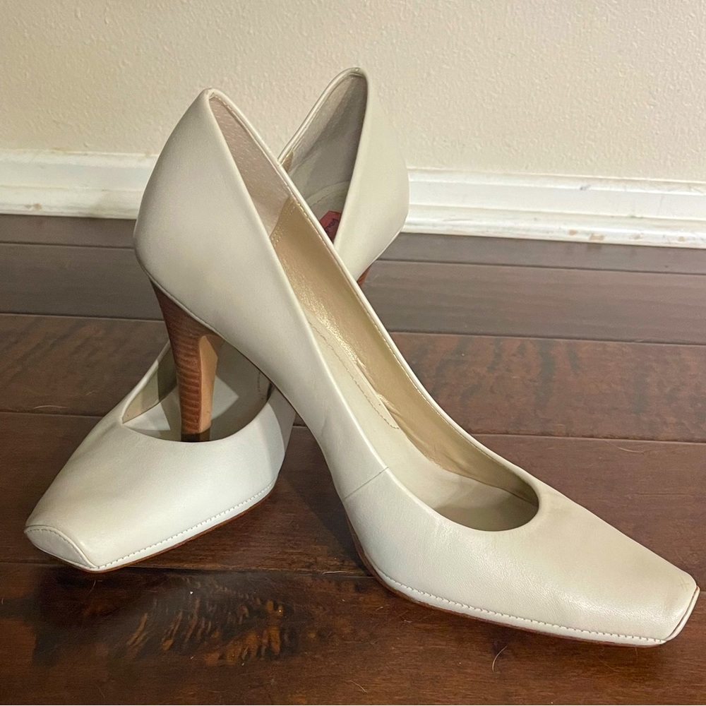 Boutique by Nordstrom Cream Square Toe Leather Pumps